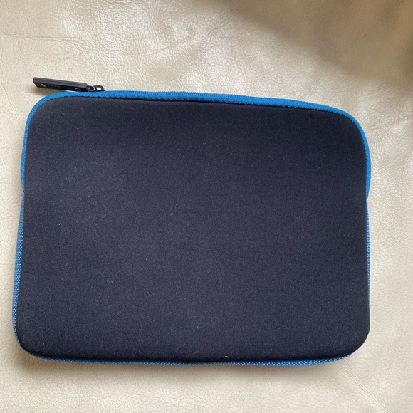 Targus Ipad Protective Sleeve Black - Picture 5 of 6